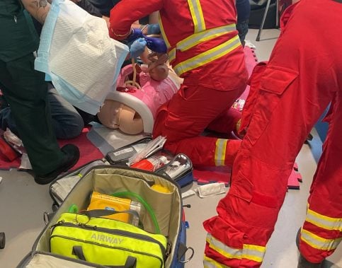 Resuscitative Hysterotomy training using a mannequin