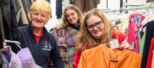 DAA shop volunteers